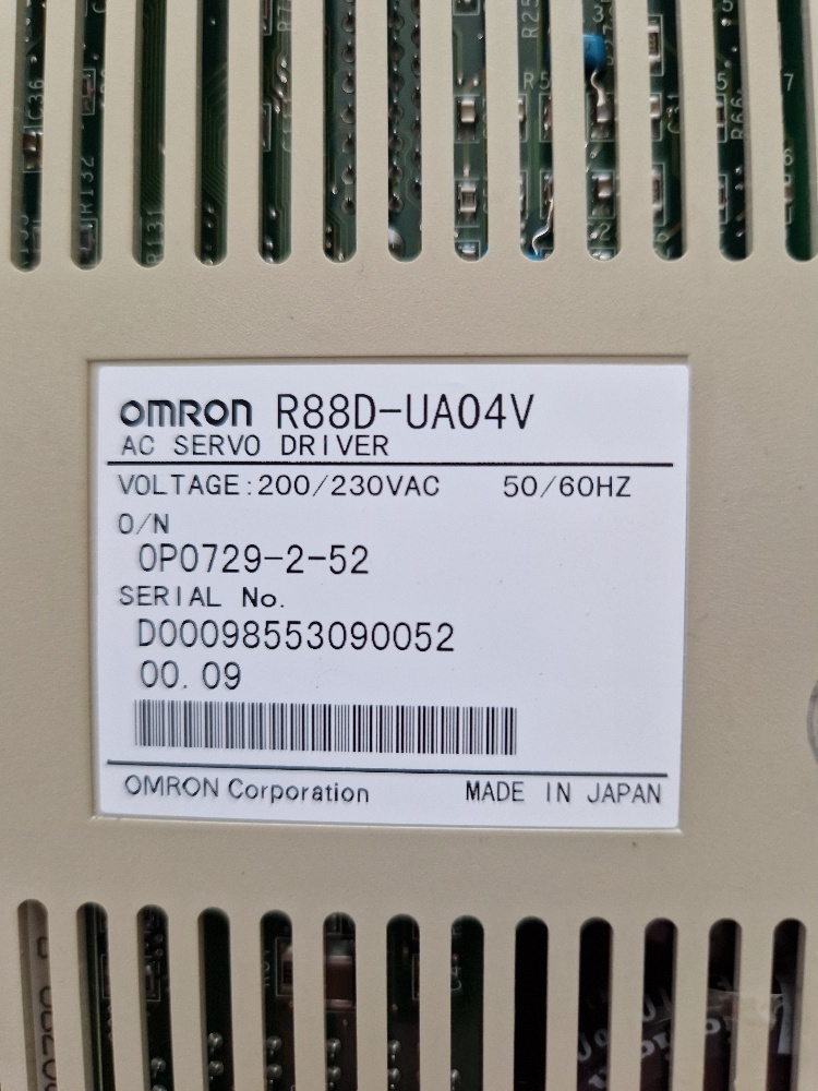 Omron R88D-UA04V